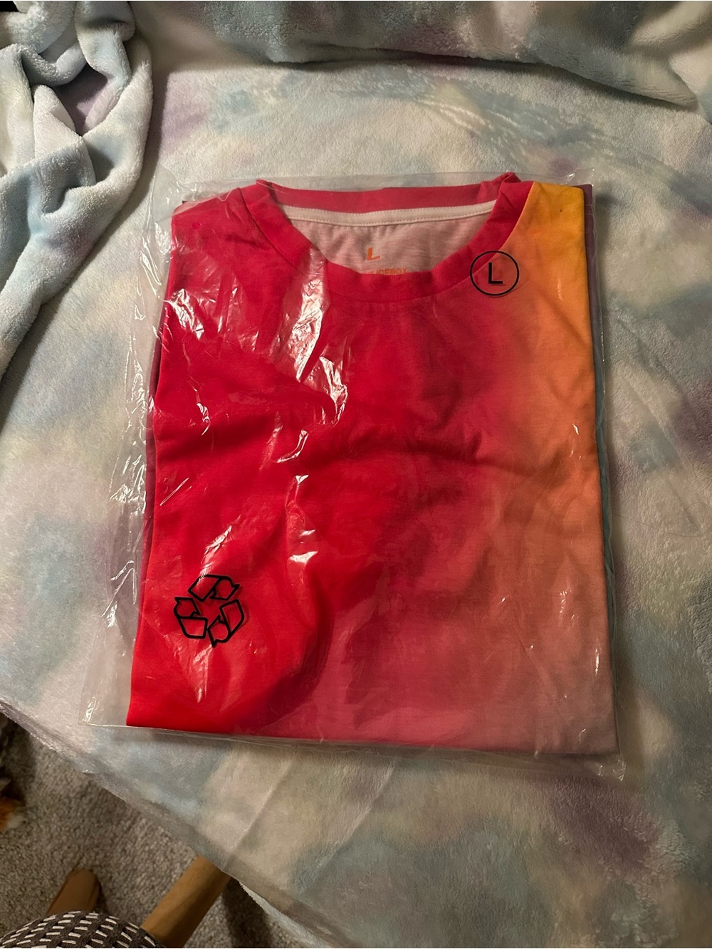 Tie-Dye Short Sleeve Tee in Red and Orange - Unbranded NWOT